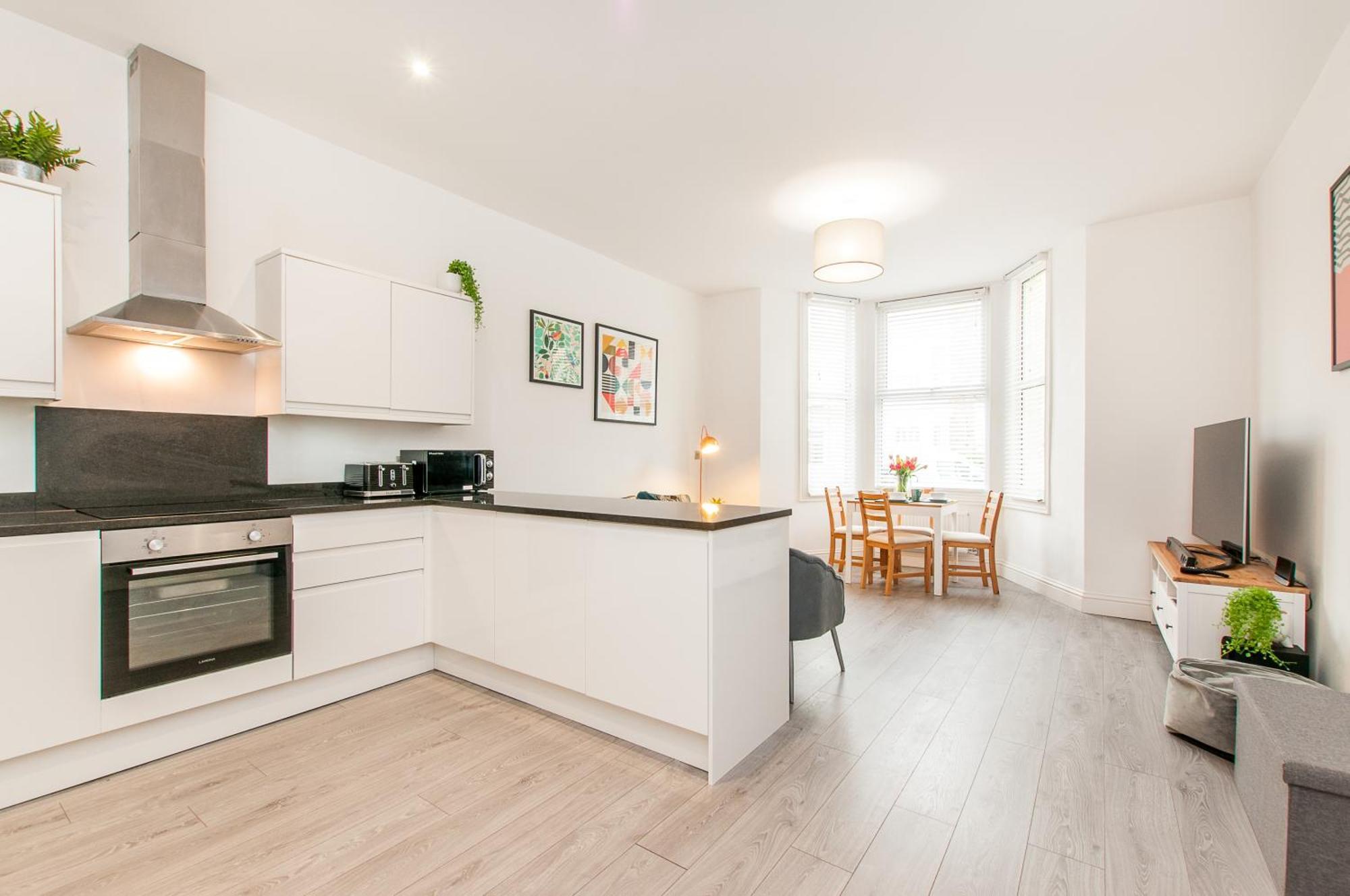Ground Floor Garden Walpole Bay Apartment